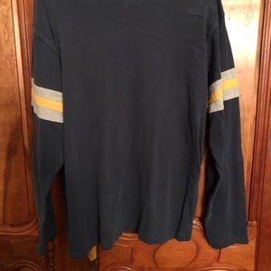 Old Navy long sleeve sporty shirt